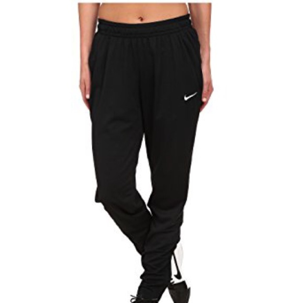 Women’s Nike dri-fit joggers